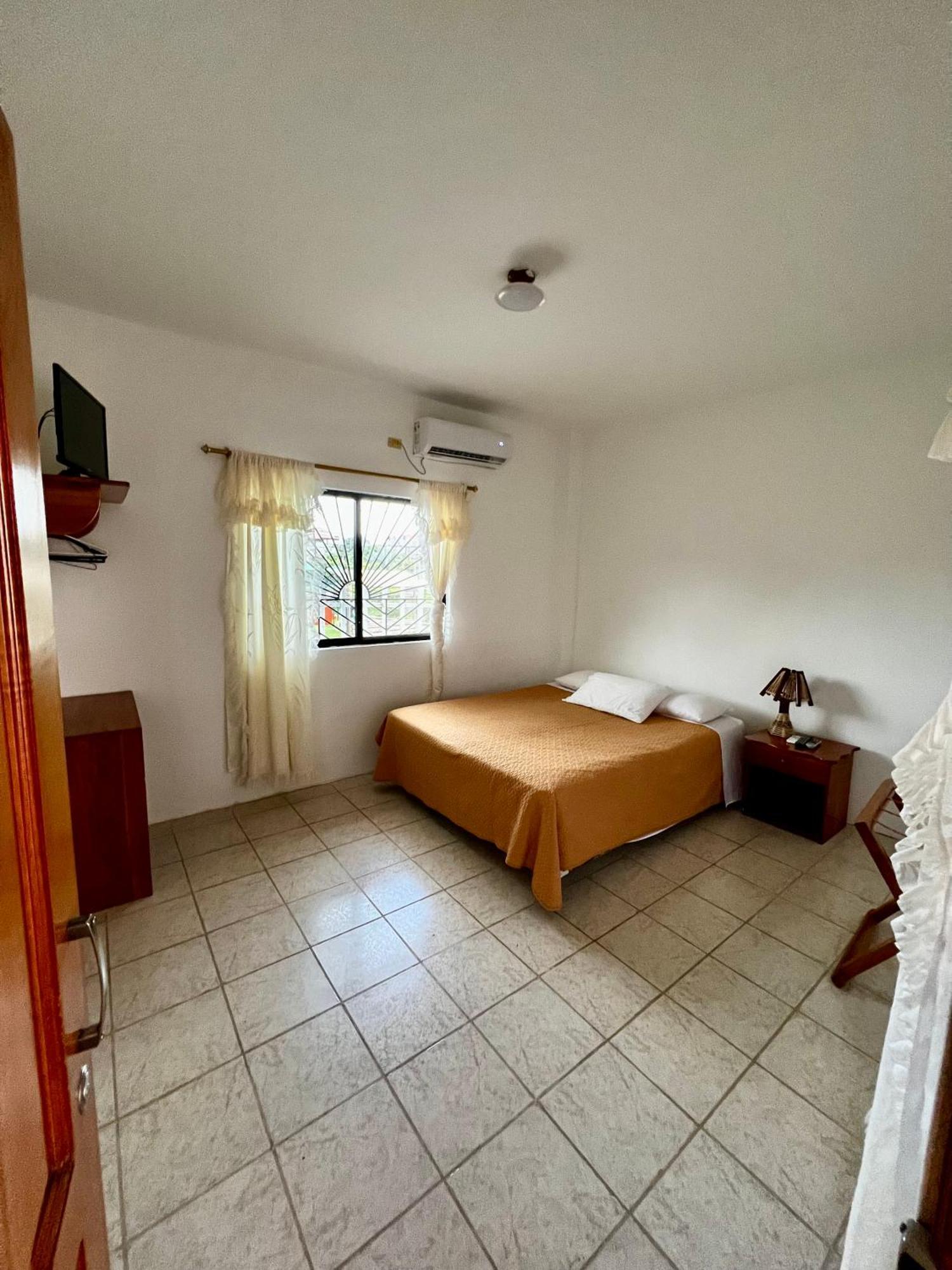Casa De Nelly 4*